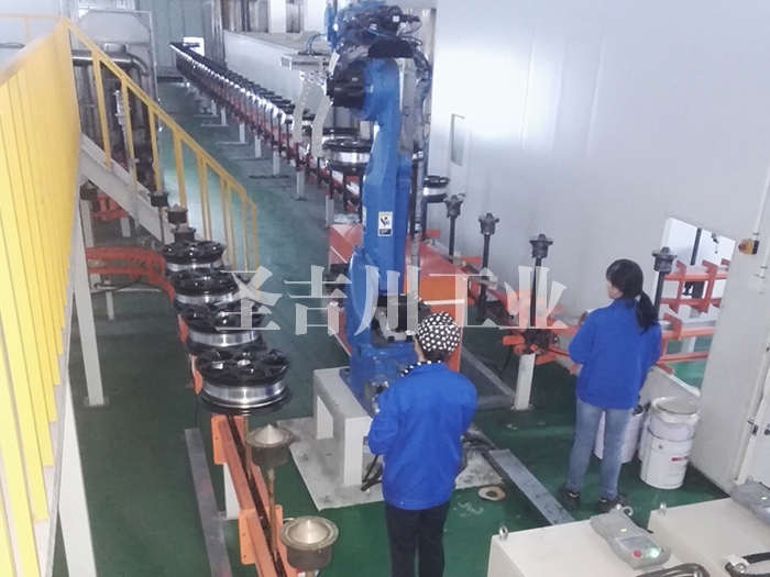 Robot turning mechanism after aluminum wheel base powder is solidified