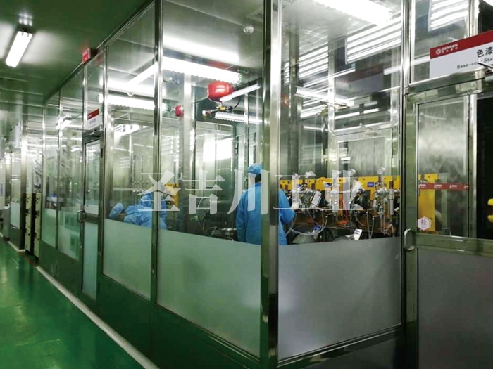 Robot spray booth and centralized paint supply and color-changing system